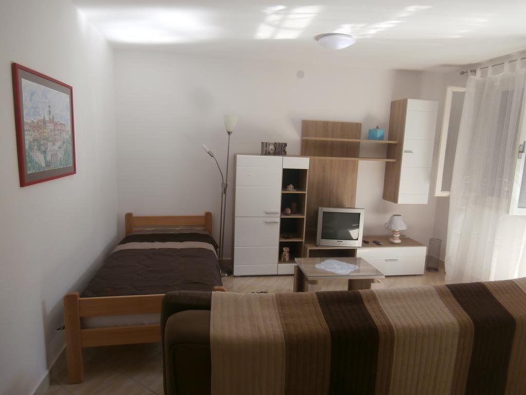 Apartment Gabi Labin  Luaran gambar