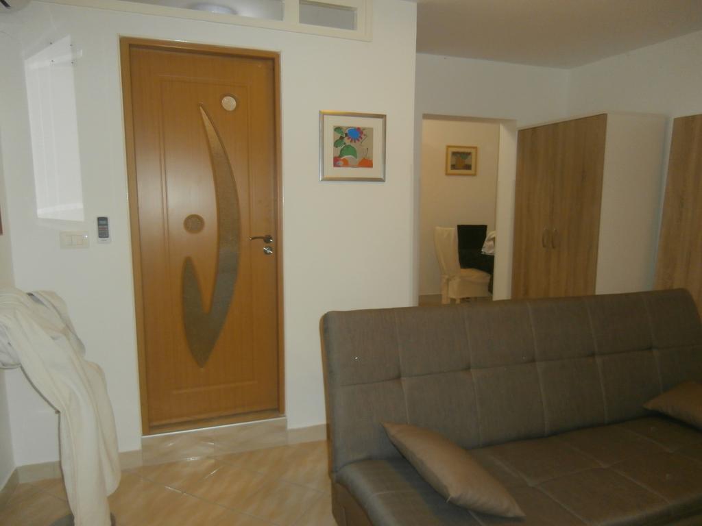 Apartment Gabi Labin  Luaran gambar
