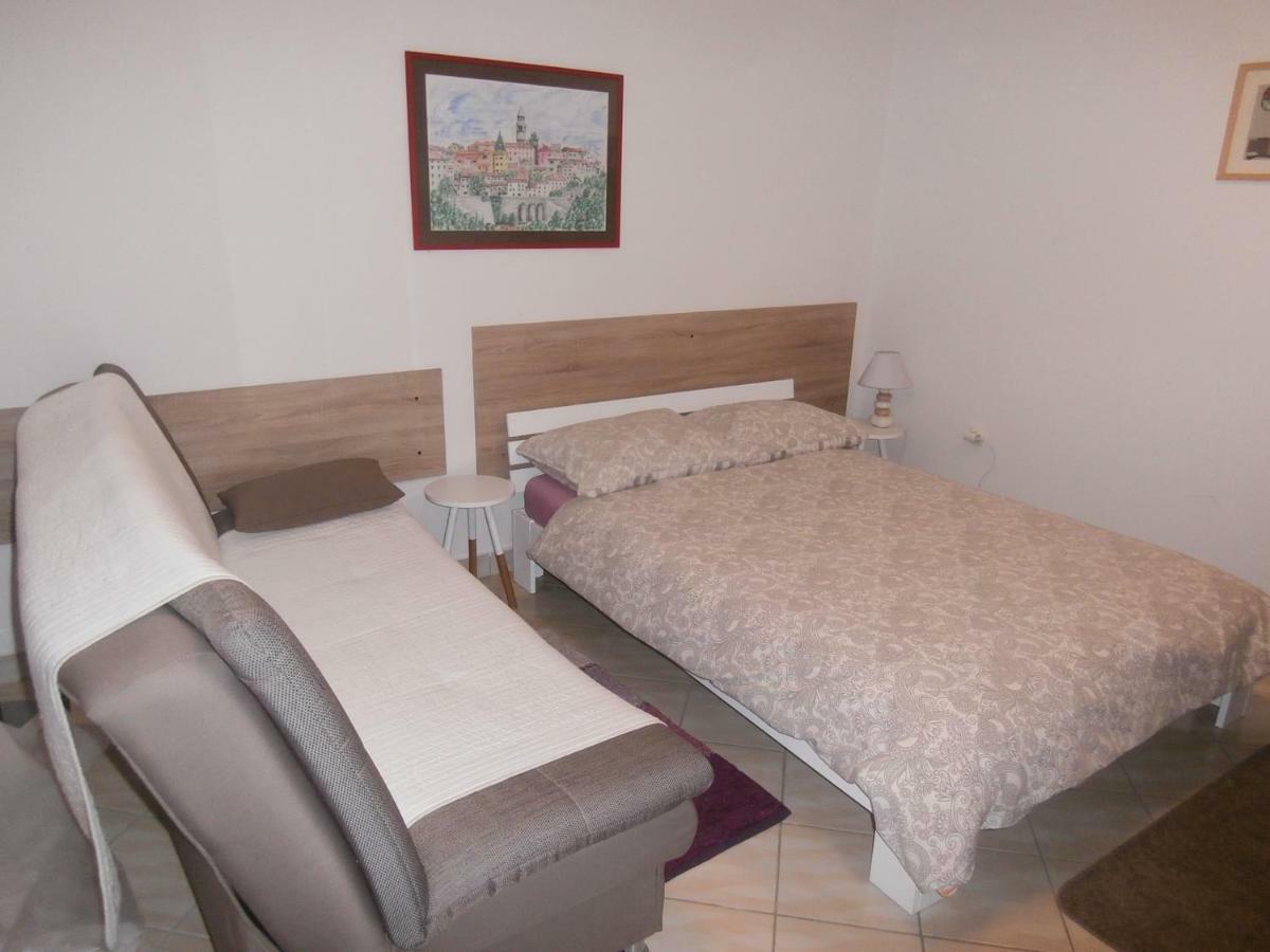 Apartment Gabi Labin  Luaran gambar